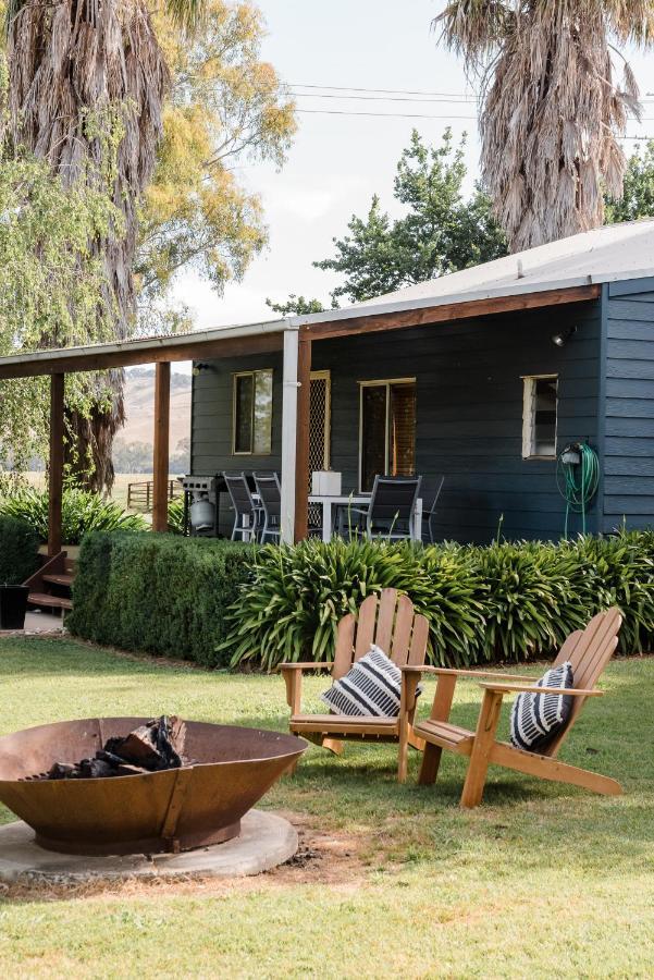 Walnut Tree Cottages Whorouly ภายนอก รูปภาพ